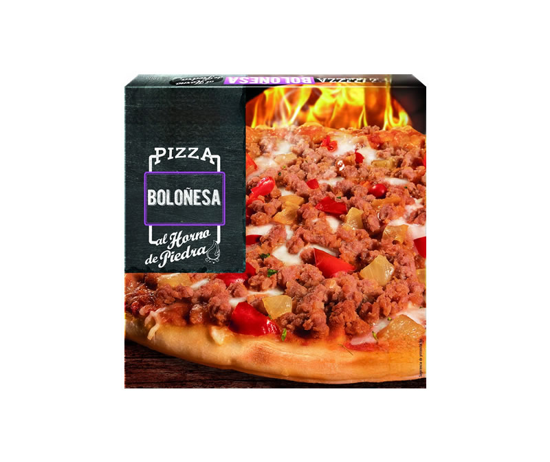 Pizza bolognaise au four en pierre